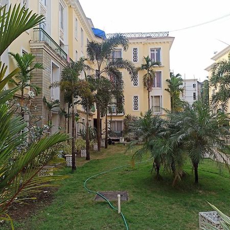 Ronnie's Studio Apartment Arpora Esterno foto