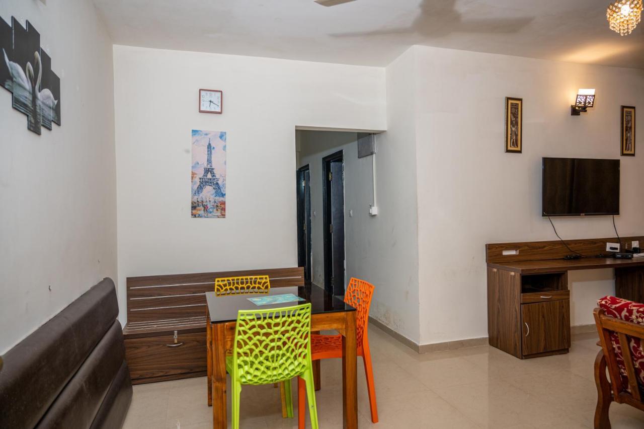 Ronnie's Studio Apartment Arpora Esterno foto