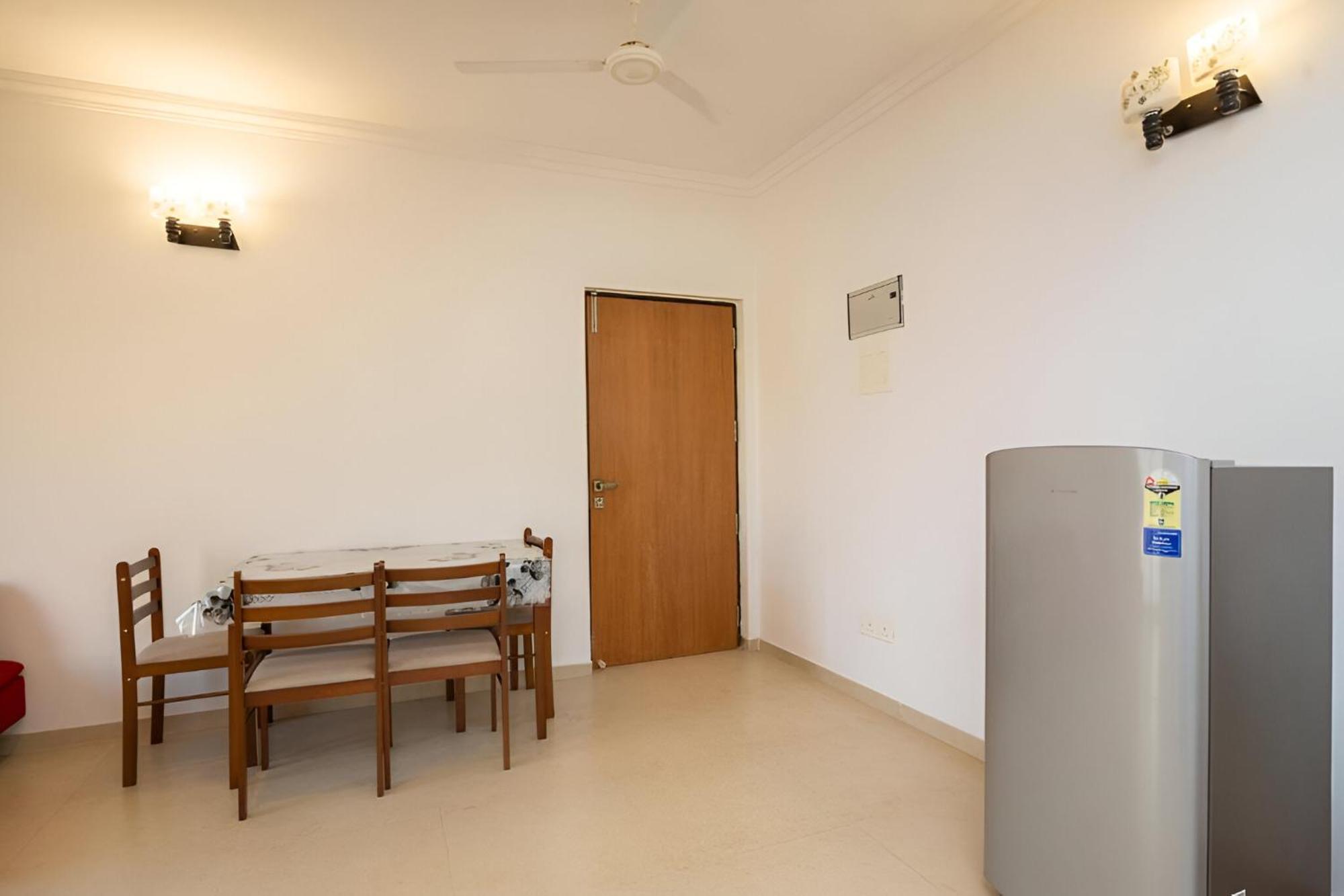 Ronnie's Studio Apartment Arpora Esterno foto