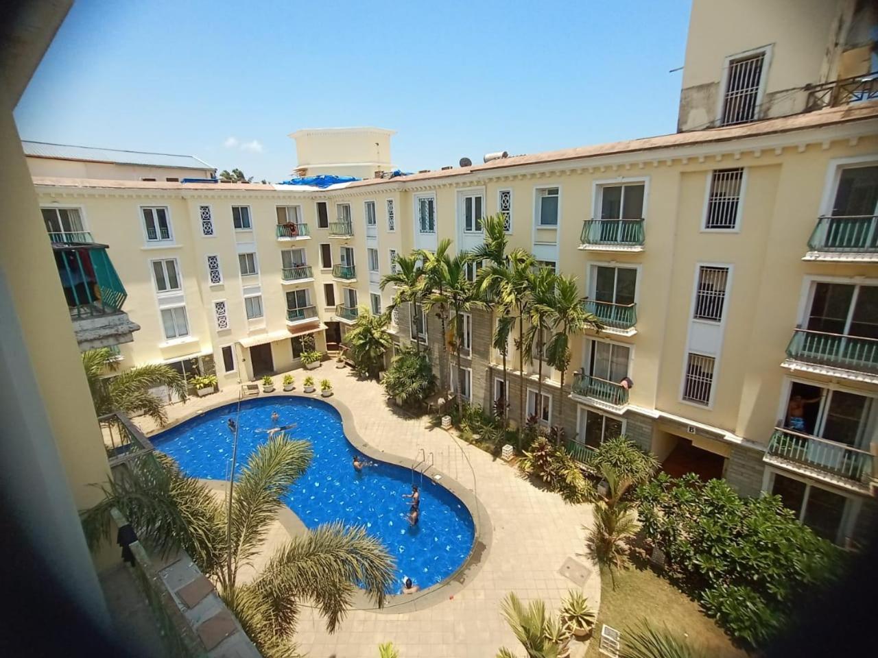 Ronnie's Studio Apartment Arpora Esterno foto